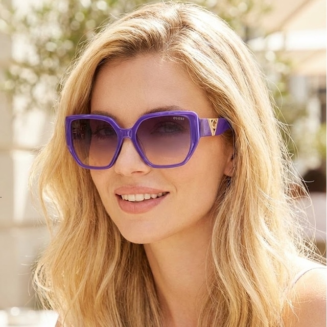 GUESS sončna očala GU7892 81Z + obesek za očala