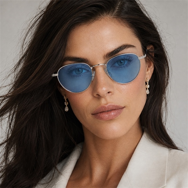 GUESS sončna očala GU5205 32W