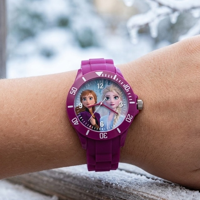 FROZEN II otroška ura 