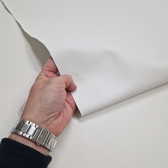 Umetno usnje, kos 150x56cm, bela