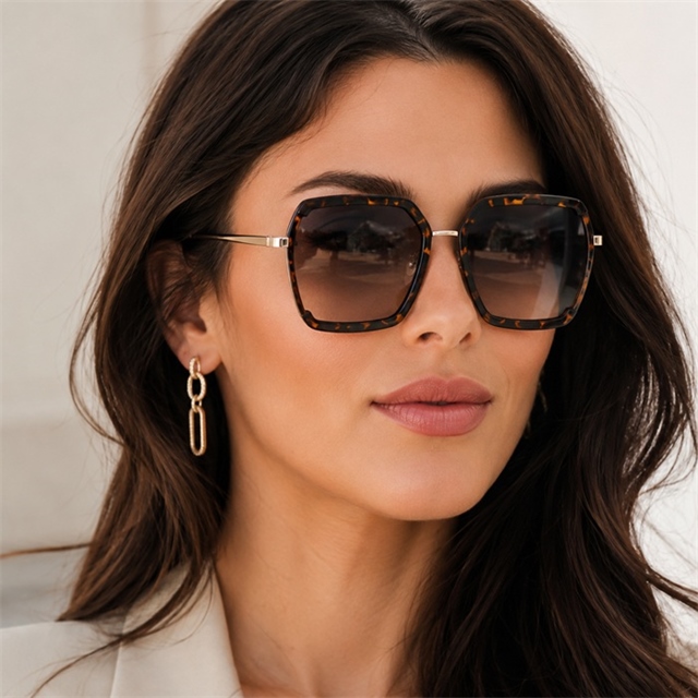 GUESS sončna očala GF0418 52F