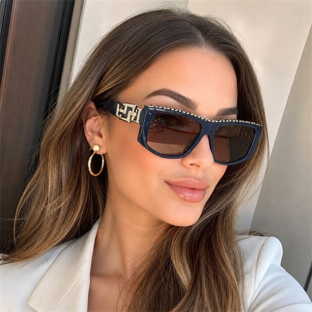 GUESS sončna očala GU7914 90G