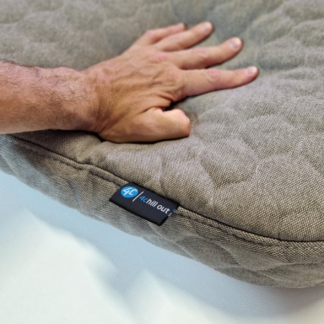 Modne blazine za pse, pasje blazine 4Chill Out, 70x70x10cm