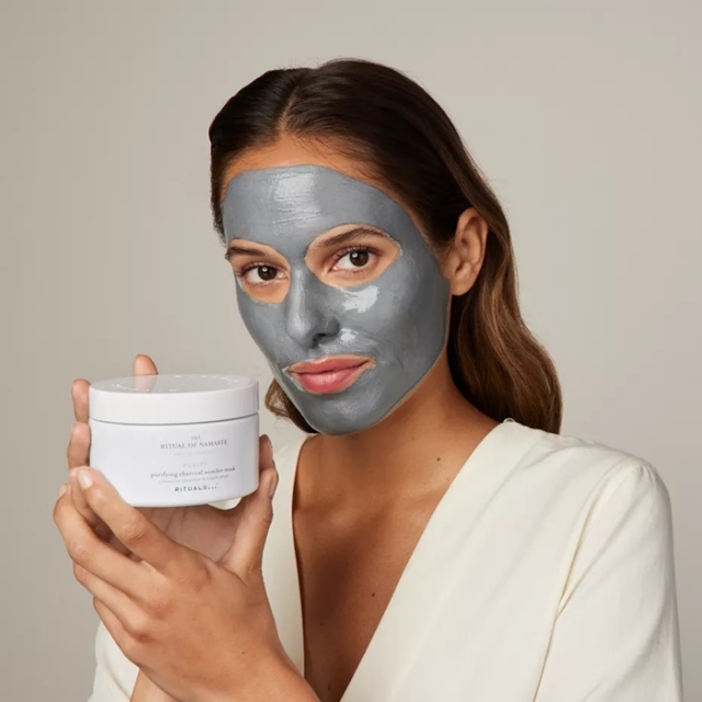 Ženska darila: maska + posodica + čopič Rituals