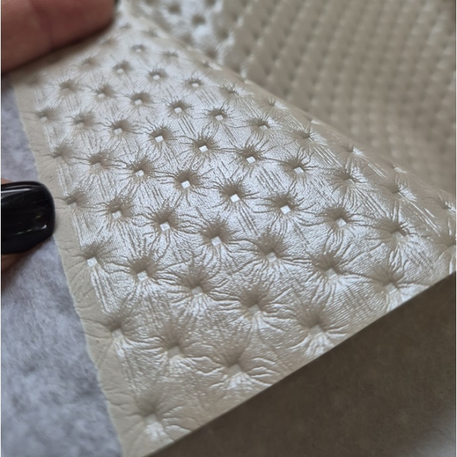 Umetno usnje, kos cm, 109x37cm, bež