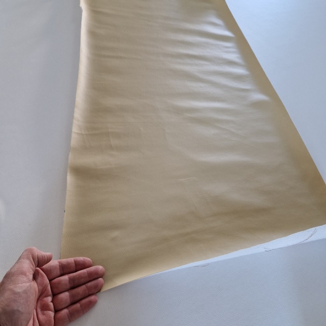 Umetno usnje, kos 156x49cm, bež