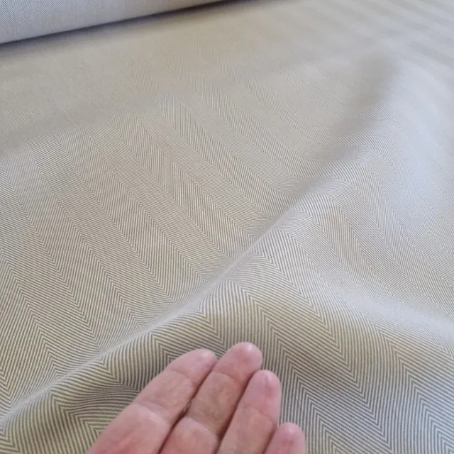 Tapetarska tkanina, odbija vodu