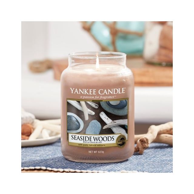 YANKEE CANDLE sveča Seaside Woods 411g