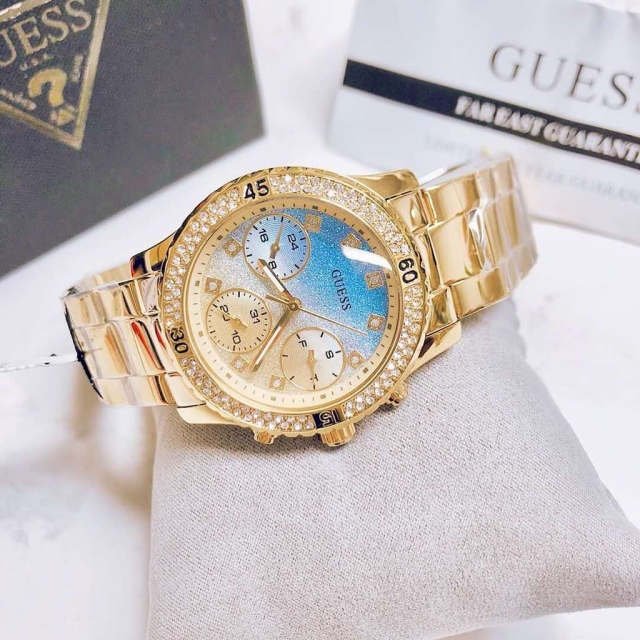 GUESS ura W0774L2 