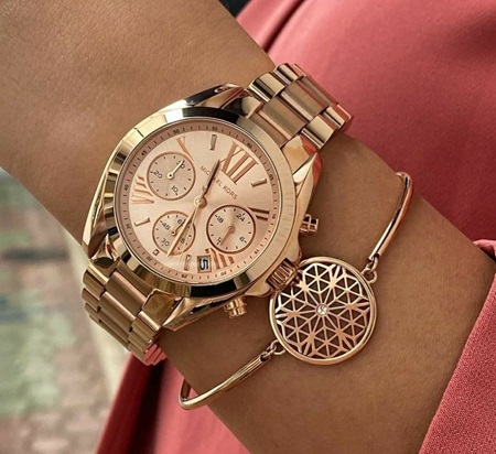 Sat Michael Kors na ruci